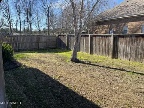 Exterior - 300 Cedar Stone Ct, Florence, MS 39073 photo 8 of 13