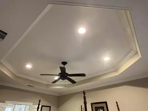 Living - 300 Cedar Stone Ct, Florence, MS 39073 photo 7 of 7