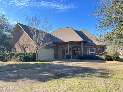 Exterior - 300 Cedar Stone Ct, Florence, MS 39073 photo 3 of 13