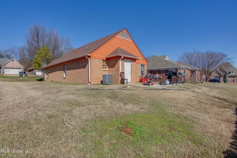 Exterior - 25 N Conger Ct, Hernando, MS 38632 photo 3 of 3