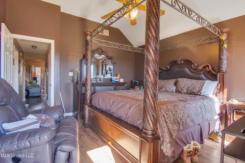 Bedroom - 25 N Conger Ct, Hernando, MS 38632 photo 1 of 3