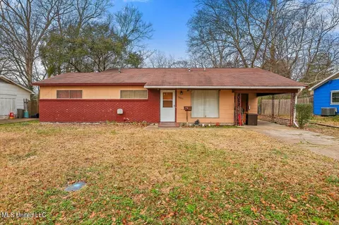 5621 Hearn St, Jackson, MS 39206