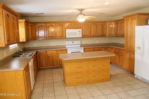 Kitchen - 294 Monkey Mizell Rd, Lucedale, MS 39452 photo 1 of 1
