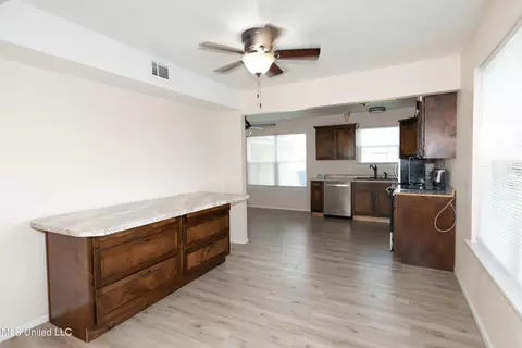 Kitchen - 4530 Griffin St, Moss Point, MS 39563 photo 1 of 2