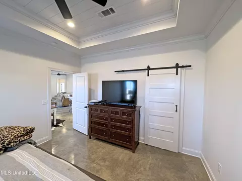 Bedroom - 212 Warwick Dr, Brandon, MS 39042 photo 2 of 4