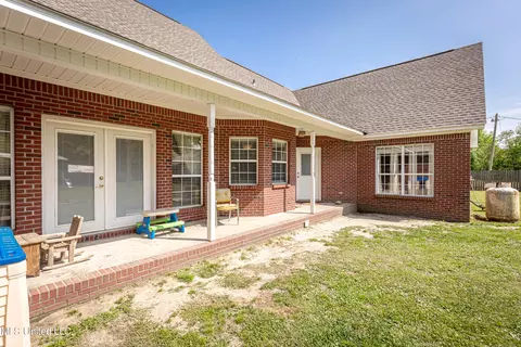 Exterior - 19033 Roger Davis, Moss Point, MS 39562 photo 13 of 24