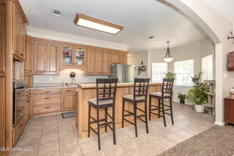 Kitchen - 19033 Roger Davis, Moss Point, MS 39562 photo 7 of 8
