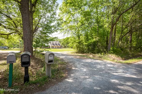 Exterior - 19033 Roger Davis, Moss Point, MS 39562 photo 3 of 24