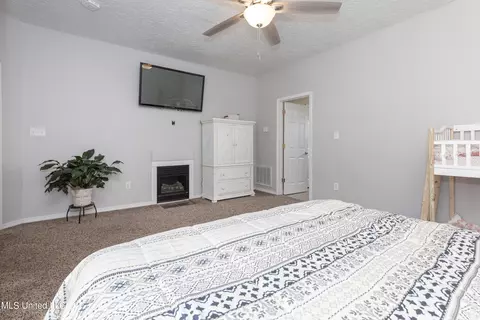 Bedroom - 19033 Roger Davis, Moss Point, MS 39562 photo 9 of 10