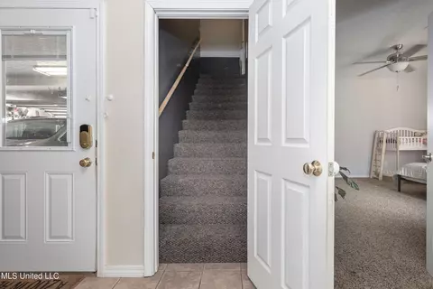 Entry Way - 19033 Roger Davis, Moss Point, MS 39562 photo 3 of 3