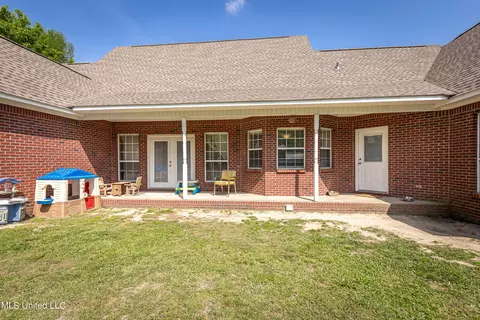Exterior - 19033 Roger Davis, Moss Point, MS 39562 photo 12 of 24