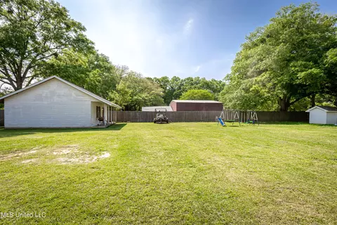 Exterior - 19033 Roger Davis, Moss Point, MS 39562 photo 10 of 24