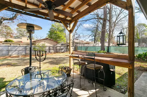Exterior - 5870 Baxter Dr, Jackson, MS 39211 photo 6 of 14