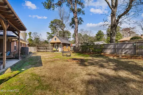 Exterior - 5870 Baxter Dr, Jackson, MS 39211 photo 10 of 14