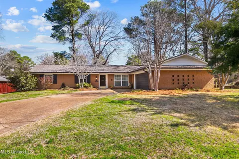Exterior - 5870 Baxter Dr, Jackson, MS 39211 photo 3 of 14