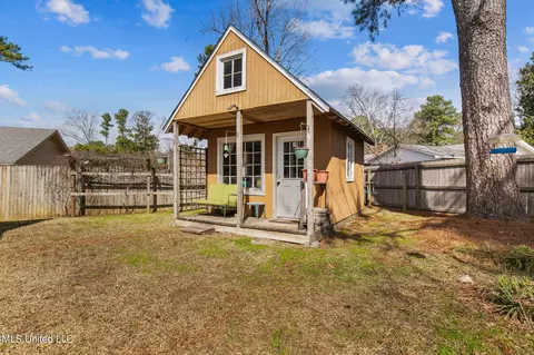Exterior - 5870 Baxter Dr, Jackson, MS 39211 photo 12 of 14