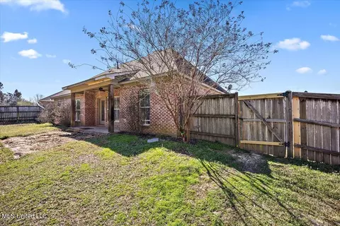 Exterior - 121 Brigade Ave, Canton, MS 39046 photo 6 of 7