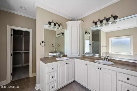 Bath - 121 Brigade Ave, Canton, MS 39046 photo 1 of 3