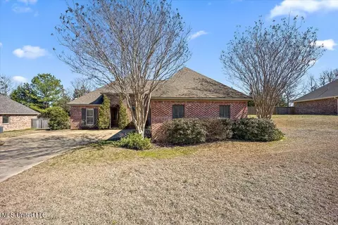 121 Brigade Ave, Canton, MS 39046