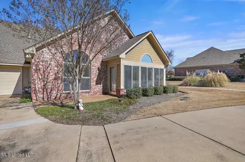 Exterior - 130 Independence Blvd, Flowood, MS 39232 photo 3 of 5