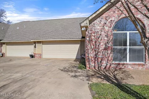 Exterior - 130 Independence Blvd, Flowood, MS 39232 photo 4 of 5