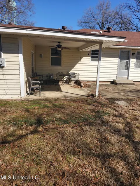 Exterior - 287 Oliver Ave, Sledge, MS 38670 photo 7 of 12