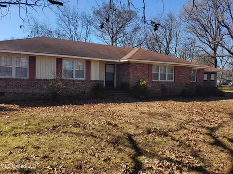 287 Oliver Ave, Sledge, MS 38670
