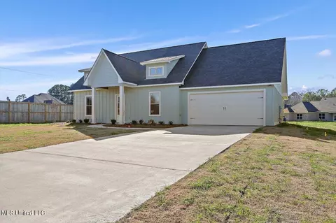 Exterior - 101 Trace Pointe Pl, Clinton, MS 39056 photo 3 of 4