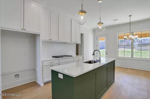 Kitchen - 101 Trace Pointe Pl, Clinton, MS 39056 photo 5 of 6