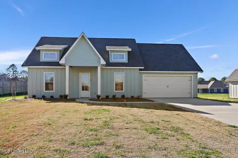 101 Trace Pointe Pl, Clinton, MS 39056