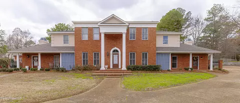 Exterior - 503 Northpointe Pkwy # A, Jackson, MS 39211 photo 2 of 5