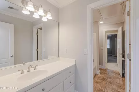 Bath - 503 Northpointe Pkwy # A, Jackson, MS 39211 photo 6 of 8