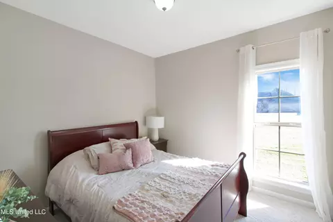 Bedroom - 137 Kaden Ln, Canton, MS 39046 photo 5 of 7