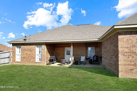 Exterior - 137 Kaden Ln, Canton, MS 39046 photo 5 of 6