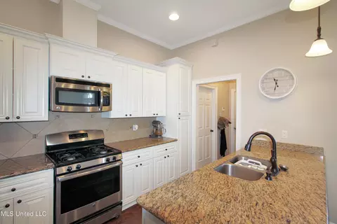 Kitchen - 137 Kaden Ln, Canton, MS 39046 photo 3 of 4