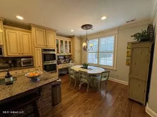 Kitchen - 2585 Atticus Ln, Nesbit, MS 38651 photo 1 of 3