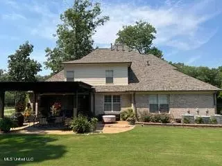 Exterior - 2585 Atticus Ln, Nesbit, MS 38651 photo 5 of 6