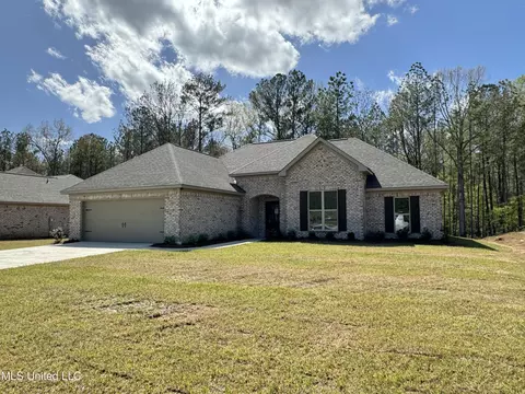 727 Magnolia Point Cir, Pearl, MS 39208