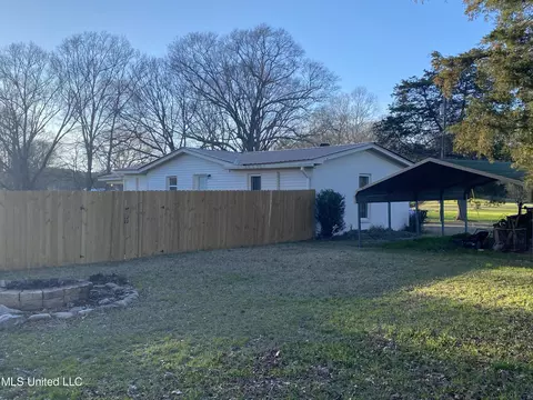 Exterior - 600 Smith Co Rd 142, Morton, MS 39117 photo 6 of 14
