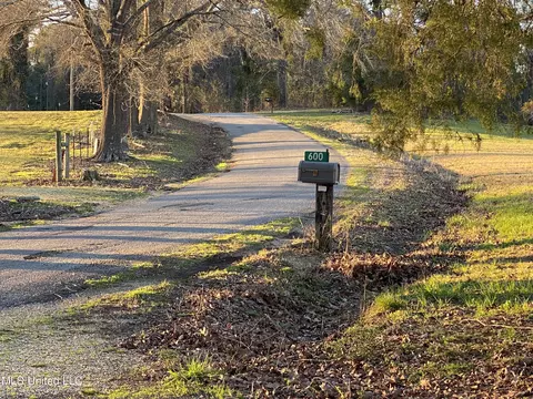 View/Area - 600 Smith Co Rd 142, Morton, MS 39117 photo 2 of 4