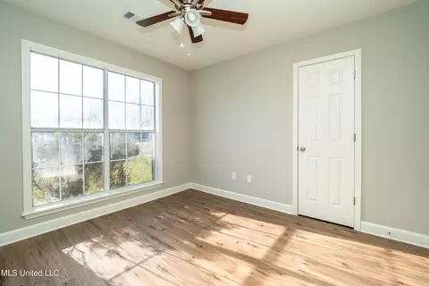 Other - 321 Big Oak Dr, Florence, MS 39073 photo 5 of 11