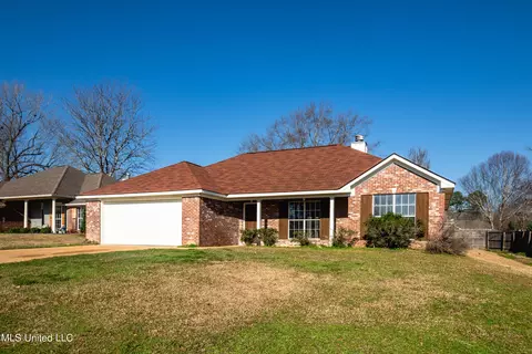Exterior - 321 Big Oak Dr, Florence, MS 39073 photo 2 of 4