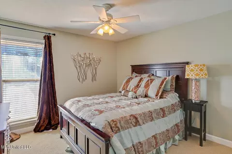 Bedroom - 109 Spring Valley Dr, Brandon, MS 39047 photo 3 of 3