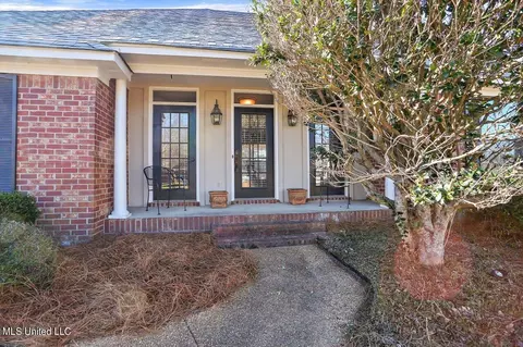 Exterior - 109 Spring Valley Dr, Brandon, MS 39047 photo 3 of 7