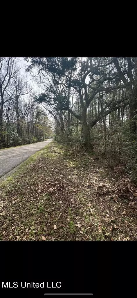 Rosemound Loop, Saint Francisville, LA 70775