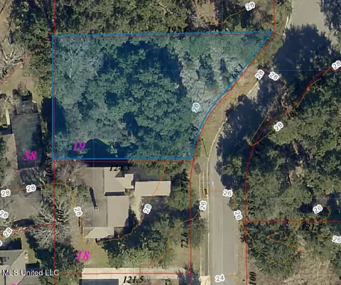 Destiny Oaks Drive, Long Beach, MS 39560 photo 4