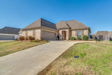 Exterior - 216 Buttonwood Ln, Canton, MS 39046 photo 2 of 5