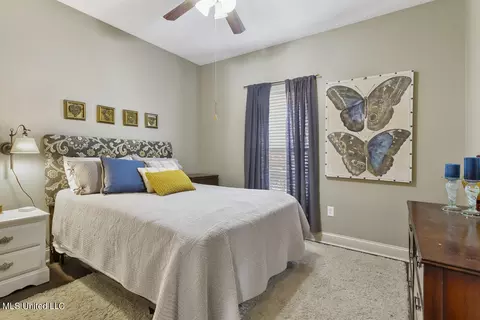Bedroom - 206 Lighthouse Ln, Brandon, MS 39047 photo 2 of 3