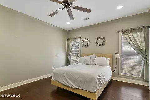 Bedroom - 206 Lighthouse Ln, Brandon, MS 39047 photo 1 of 3