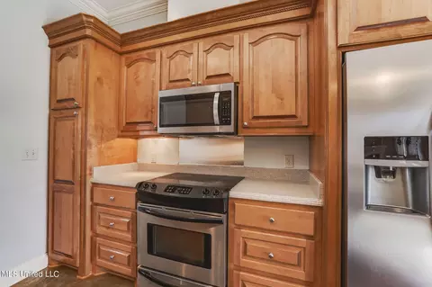 Kitchen - 105 Cedar Green Cove Cv, Canton, MS 39046 photo 3 of 3